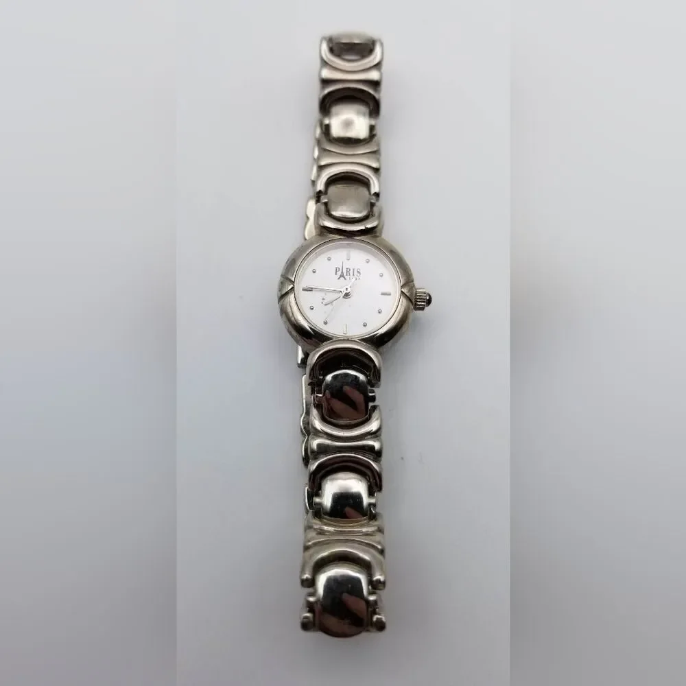 Paris 1937 watch silver‎ tone needs batteries very feminine! B3222